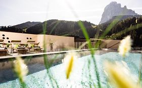 Hotel Touring Dolomites